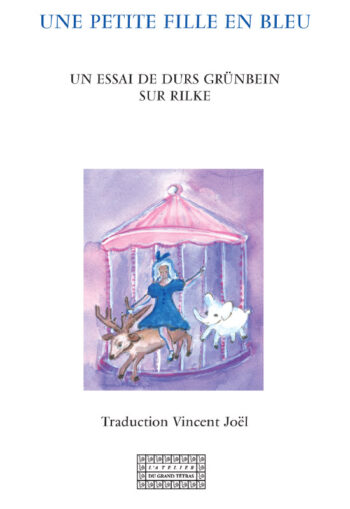 Une petite fille en bleu